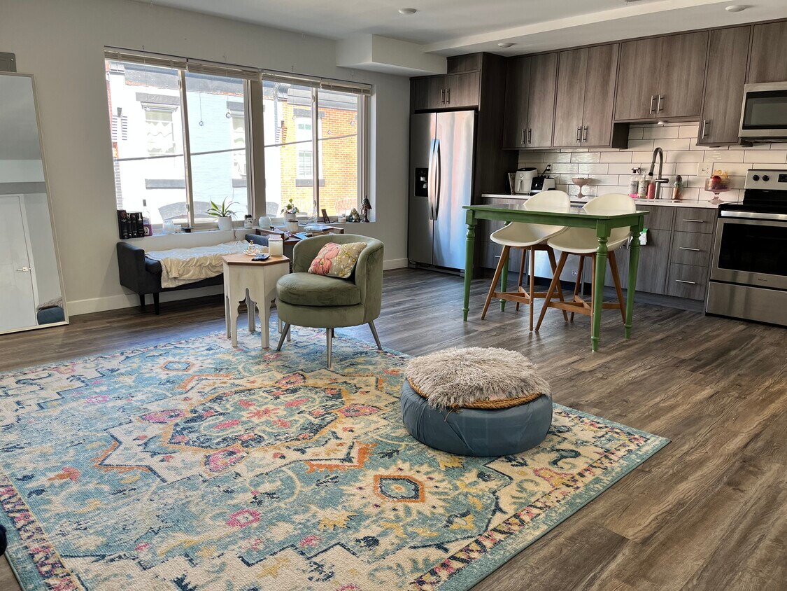 Foto principal - 1261 N Newkirk St