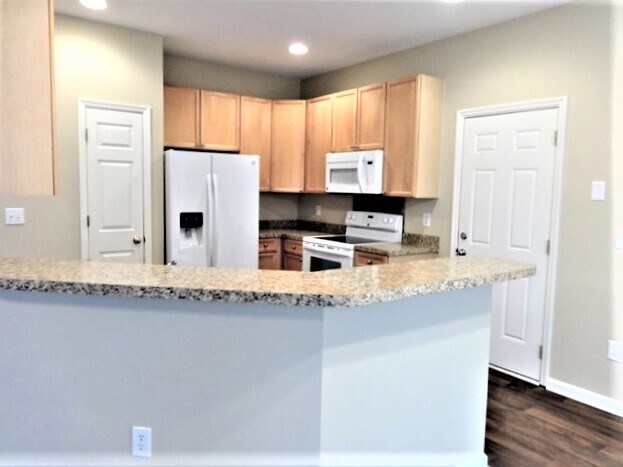 Building Photo - 1415 Chimney Swift Ln