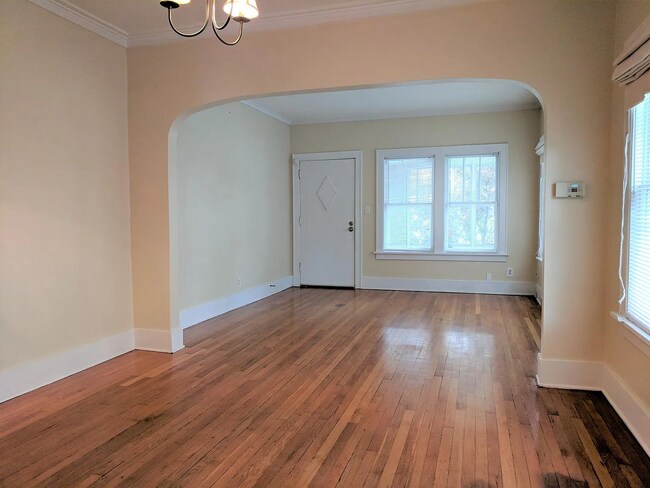 Foto del edificio - 4228 Mayberry St