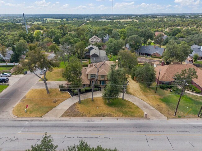 Foto del edificio - 4306 Hickory Rd