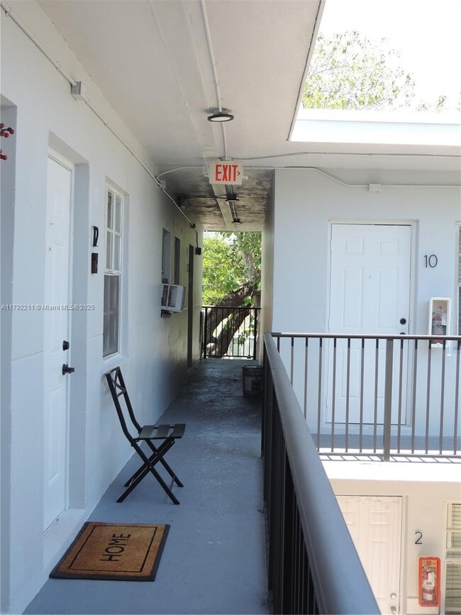Building Photo - 3615 Thomas Ave