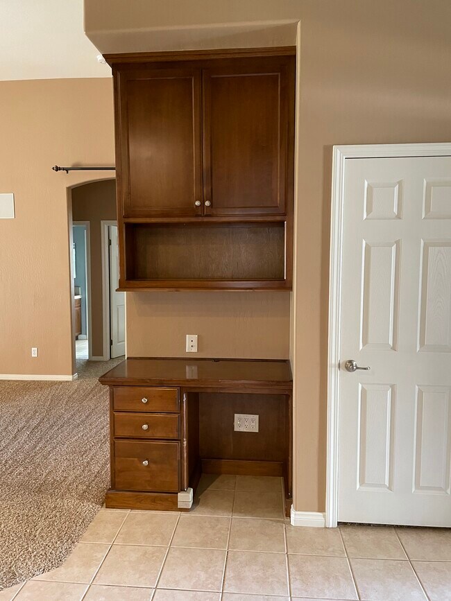 Foto del edificio - 10703 Petty Ct