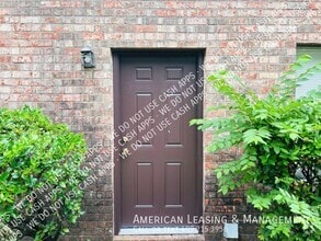 Building Photo - 4675 Collier St