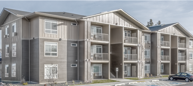 Interior Photo - Silverado Apartments