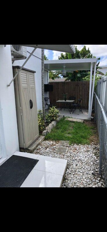 Foto del edificio - 1430 SW 19th St