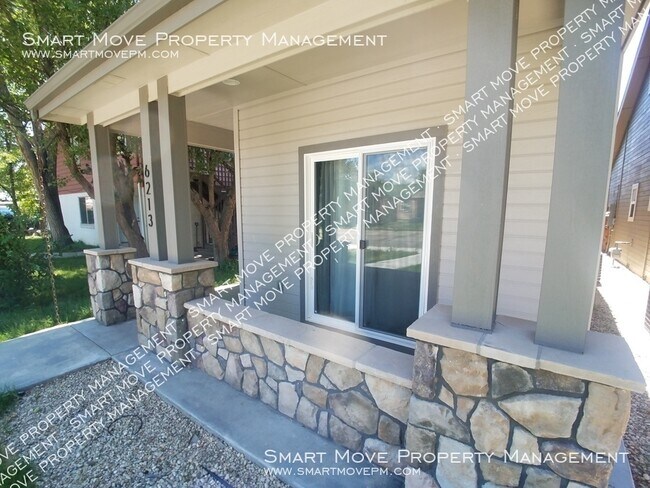 Building Photo - 6213 Primrose St