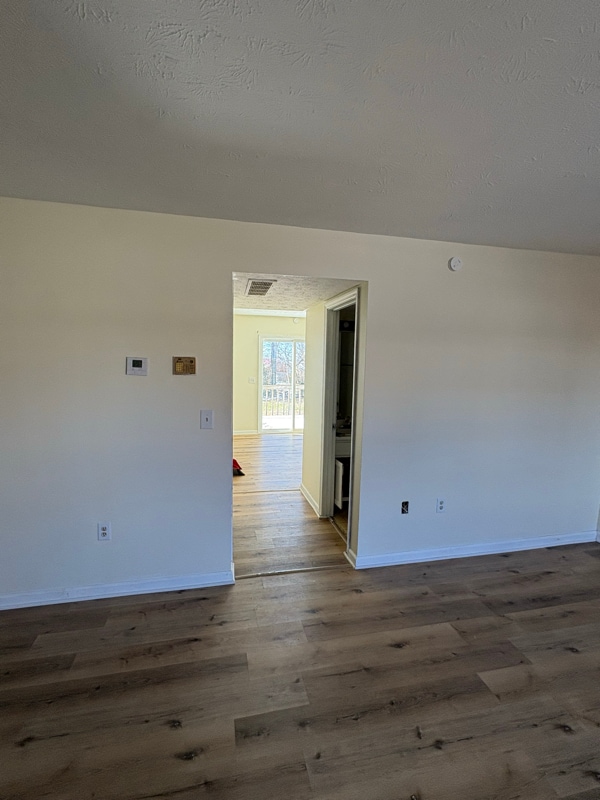 Building Photo - 304 S Keeneland Dr