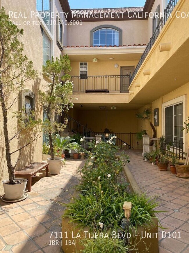 Foto del edificio - Spacious 1 Bedroom Condo with 2 Parking Sp...