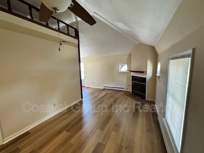 Foto del edificio - 700 W Ocean View Ave