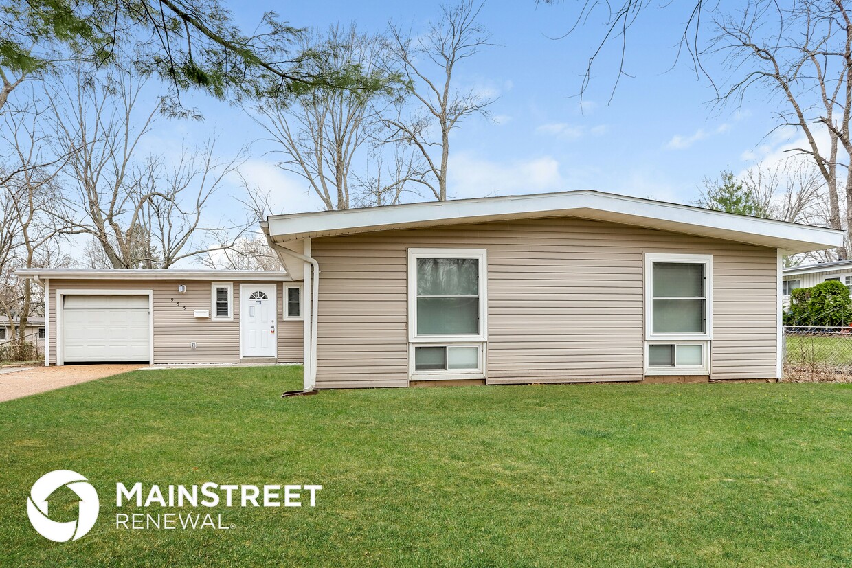 Primary Photo - 955 Robinwood Dr