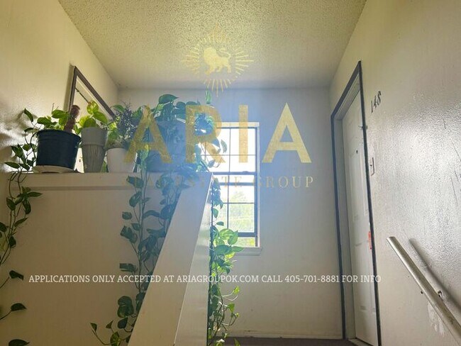 Foto del edificio - Spacious 1 Bed/1 Bath Cottonwood Condo Ava...