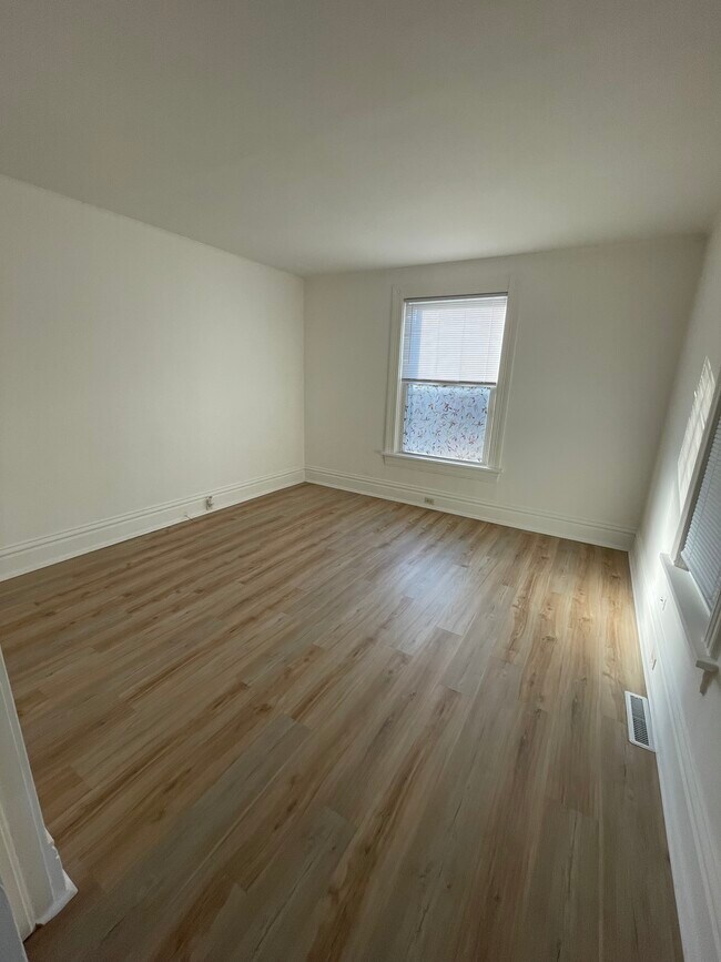 Dormitorio 1 - 630 Hagerer St