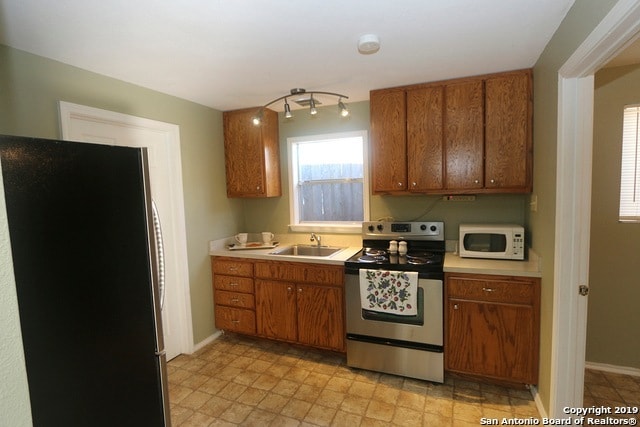 Building Photo - 135 Corona Avenue