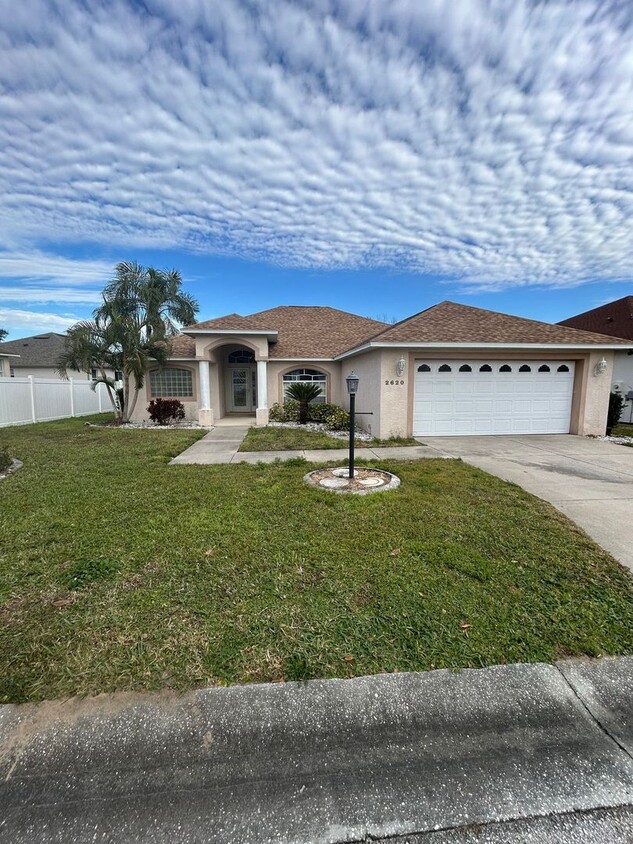 Primary Photo - Four bedroom two bathroom two car garage