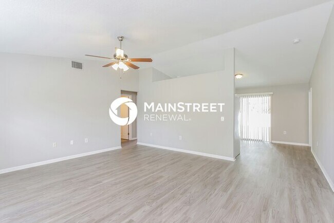 Building Photo - 3 Bedroom Pet-Friendly Home in North Port, FL with Main Street Renewal