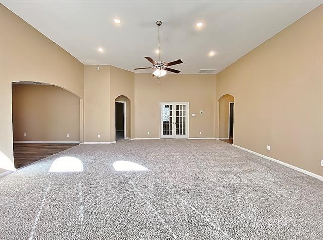 Building Photo - 918 Primrose Dr
