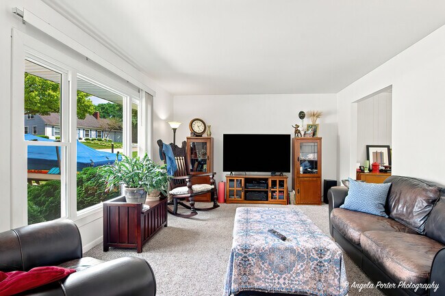 Foto del edificio - 303 Ridge St