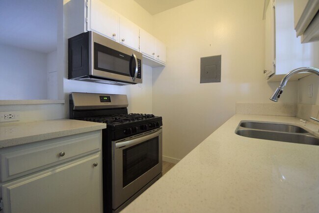 Foto del edificio - 12142 Oxnard St