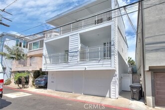 Building Photo - 310 Bayview Dr