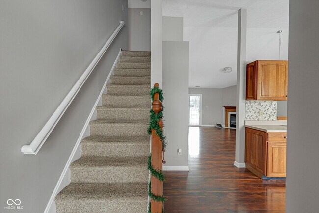 Foto del edificio - 6318 Pickwick Ct