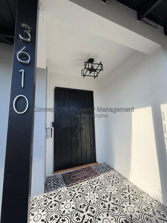 Foto del edificio - 3610 W 230th St