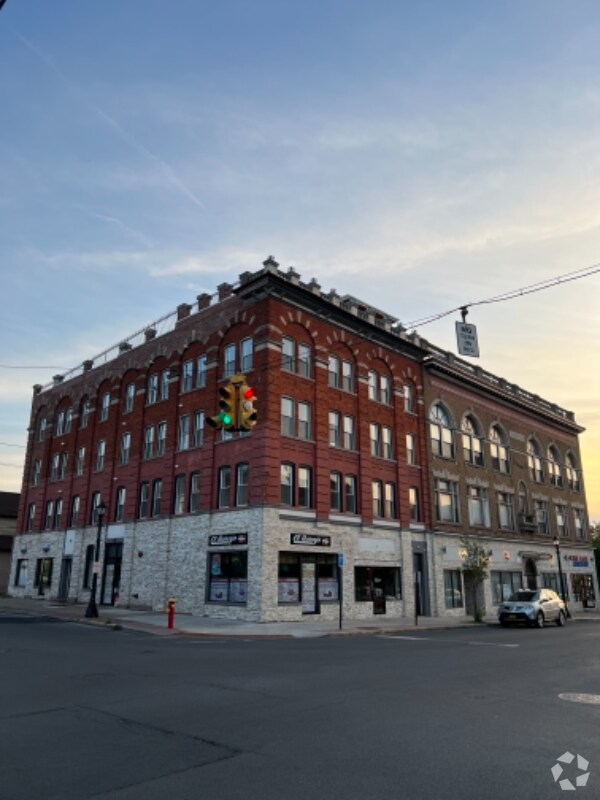 East Utica Apartments under 2,500 Utica, NY 2 Rentals