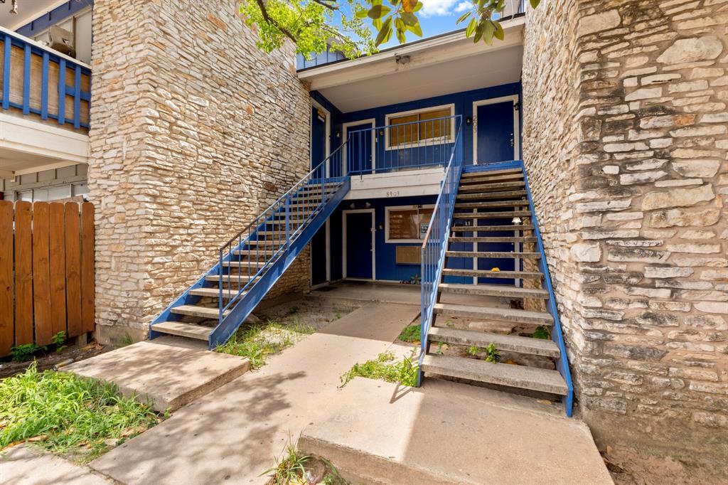 Primary Photo - 8903 Parkfield Dr