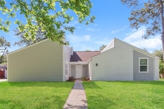 Building Photo - 1911 Hamlin Valley Dr