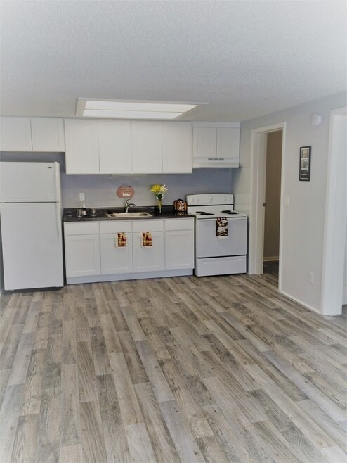 Building Photo - Ramblewood Apartments