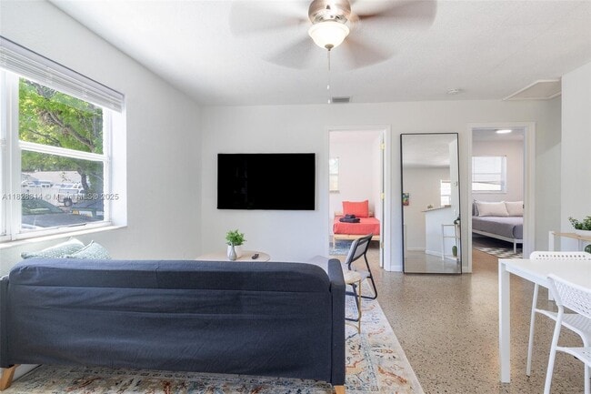 Foto del edificio - 605 SW 14th Terrace