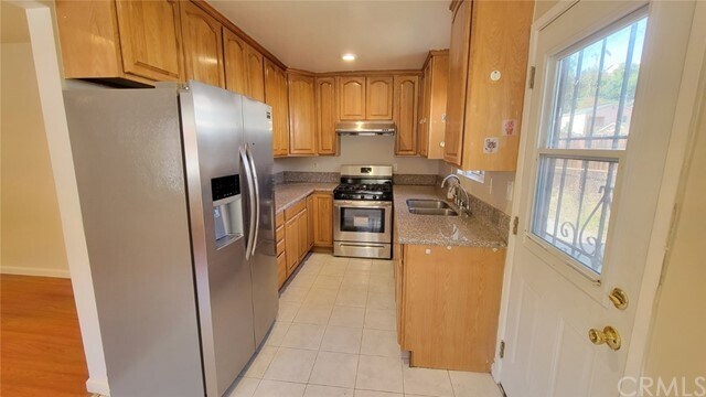 Primary Photo - 2601 Lincoln Park Ave