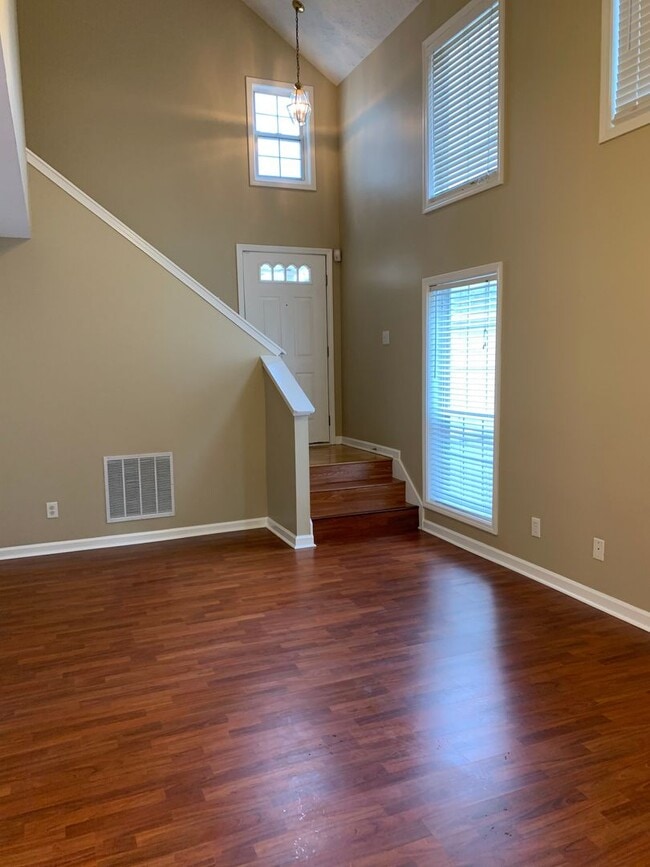 Foto del edificio - Charming 3BR/2.5BA Cul-de-Sac Home in Sought-After Avensong Community!