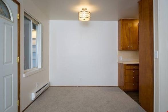 Foto del edificio - 845 W Nickerson St