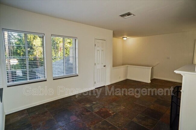 Foto del edificio - 5505 Colfax Ave