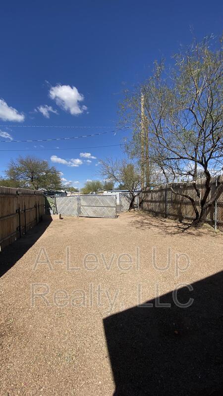 Foto del edificio - 3909 S 14th Ave