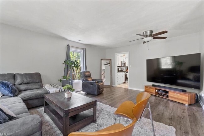 Building Photo - 1805 Monet Ct