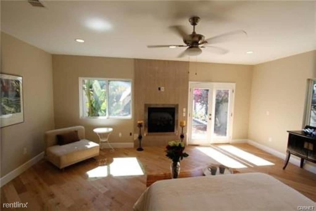 Primary Photo - 3 br, 2 bath House - 5703 Mammoth Ave