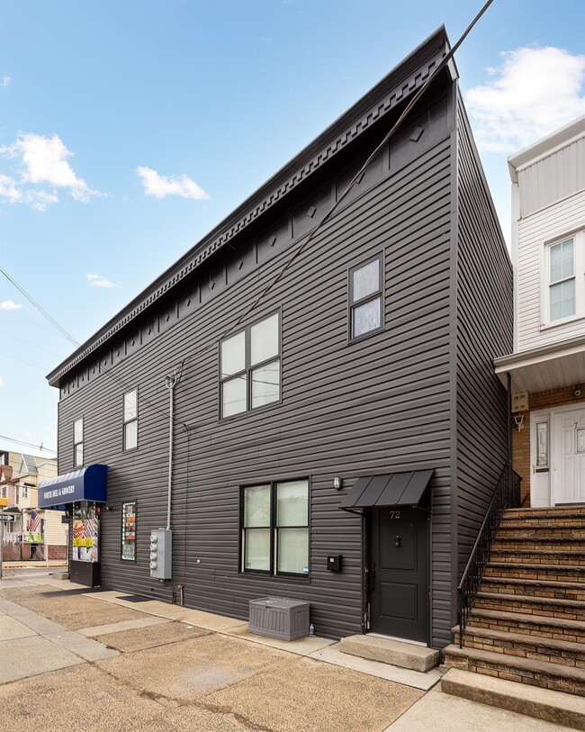 Building Photo - 72 Nelson Ave