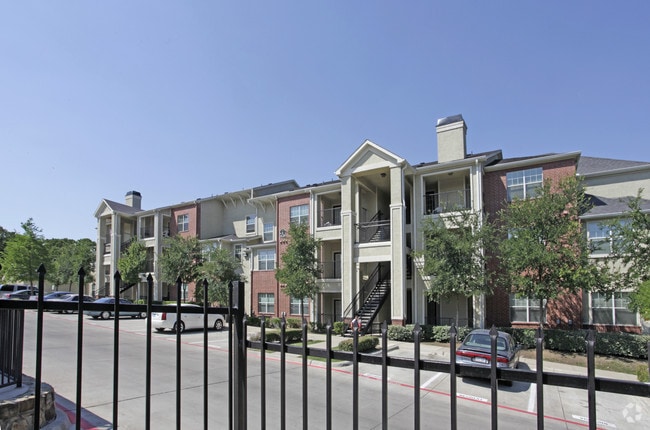 Building Photo - Murdeaux Villas