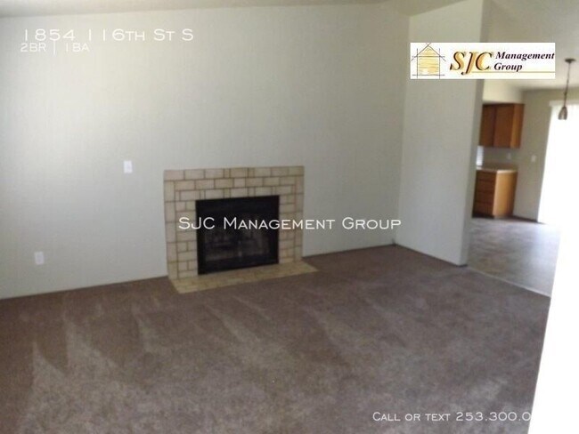 Building Photo - 2 bedroom 1 bath duplex for rent in Tacoma