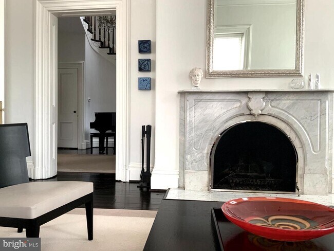 Foto del edificio - 3051 N St NW