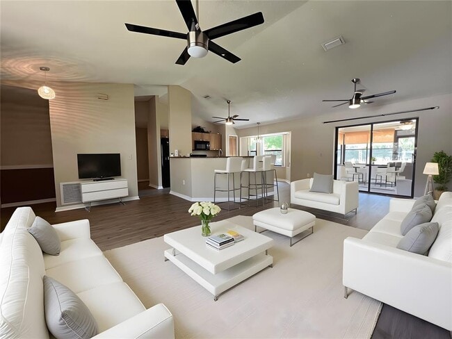 Building Photo - 4039 N Waterbridge Cir