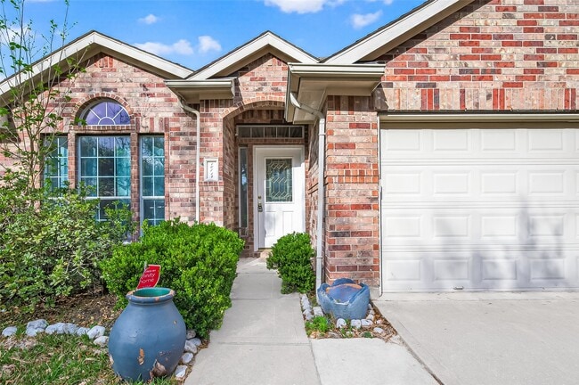 Building Photo - 16714 Mallory Bridge Dr