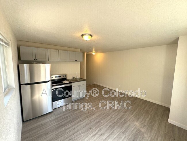Foto del edificio - 4325 Lashelle Ave