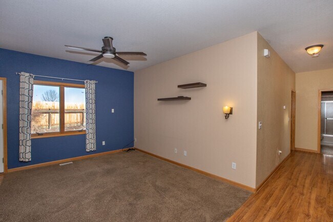 Foto del edificio - Cul-De-Sac Quiet next to parks and open space