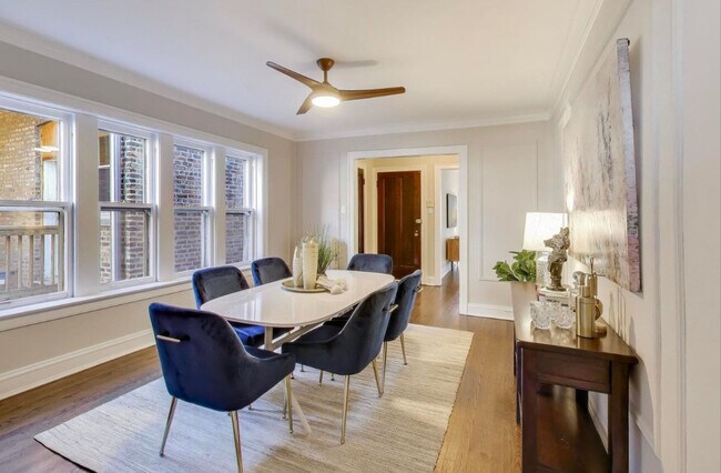 Foto del edificio - 1628 W Columbia Ave