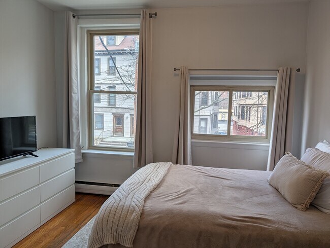 Foto del edificio - 15 University Rd