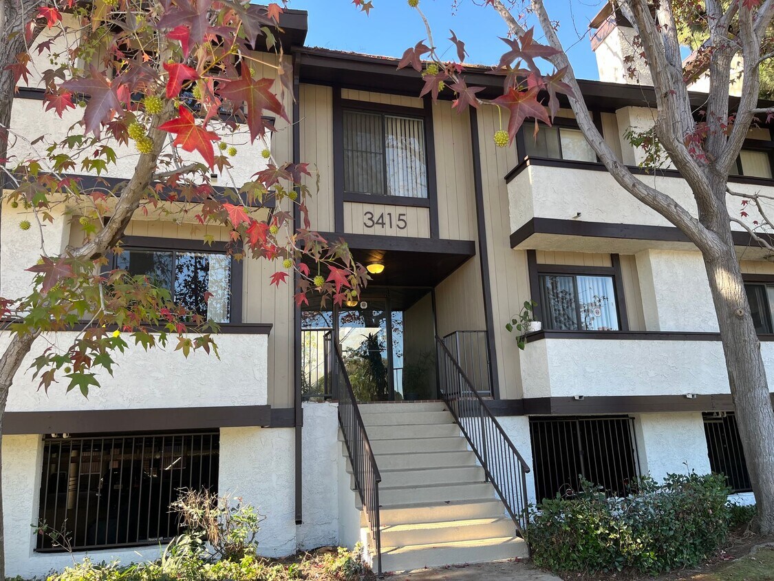 Foto del edificio - 3415 McLaughlin Ave
