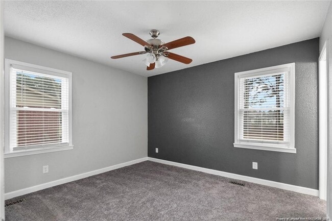 Foto del edificio - 6327 Worthington Dr