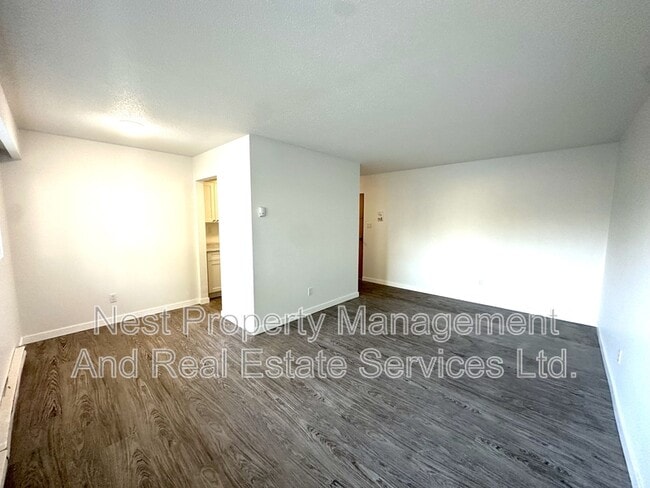 Building Photo - 626 Kinchant St